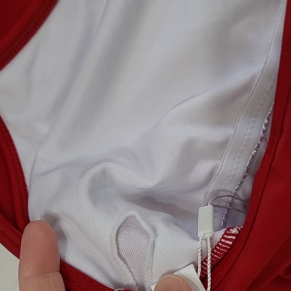 Adisputent women's swimsuit size Small - Picture 3 of 7